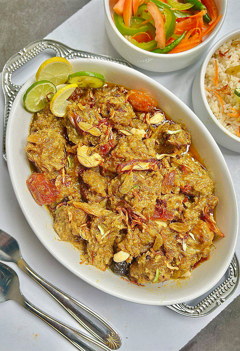 স্বাদকোরকে বিলাসী পরশ দেবে ড্রাই ফ্রুটস দিয়ে বিফ কোরমা