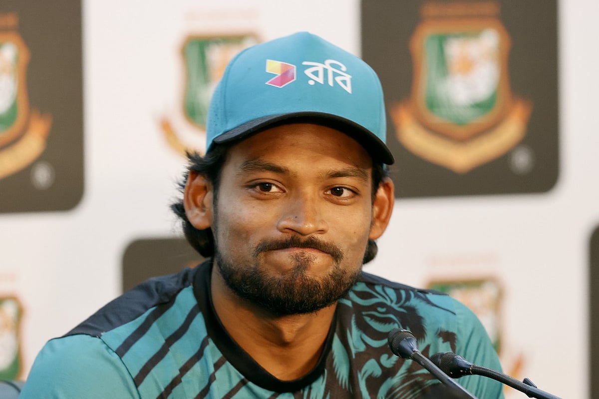 এখনই ফাইনাল খেলার স্বপ্নকে ‘বোকামি’ মনে হয় নাজমুলের