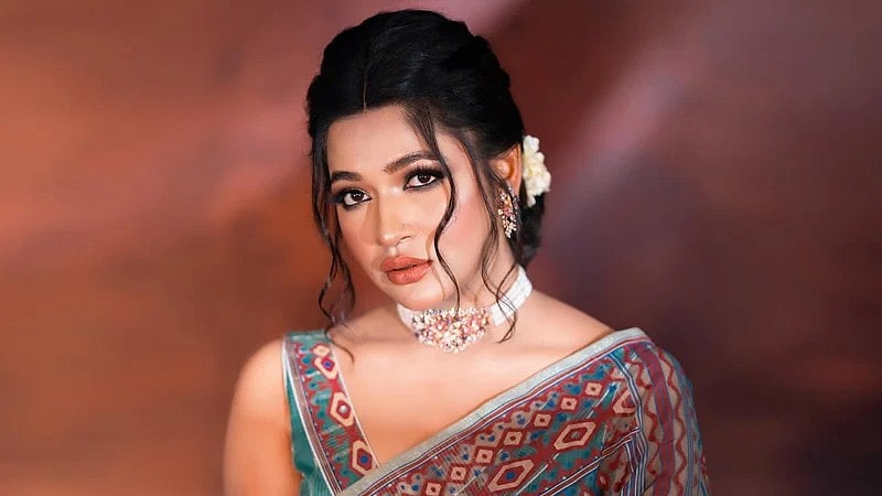 অভিনেত্রীর ফেসবুক থেকে 