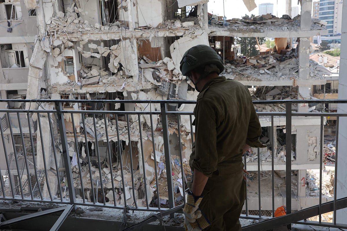 ইরানে ইসরায়েলের হামলার আসল যে কারণ by ওরি গোল্ডবার্গ