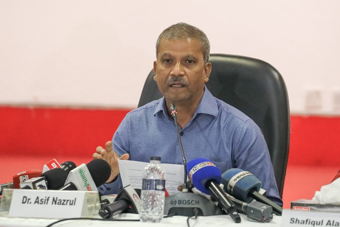 বিকেলে বিশ্বকাপ দলে থাকা ক্রিকেটারদের সঙ্গে বসবেন আসিফ নজরুল