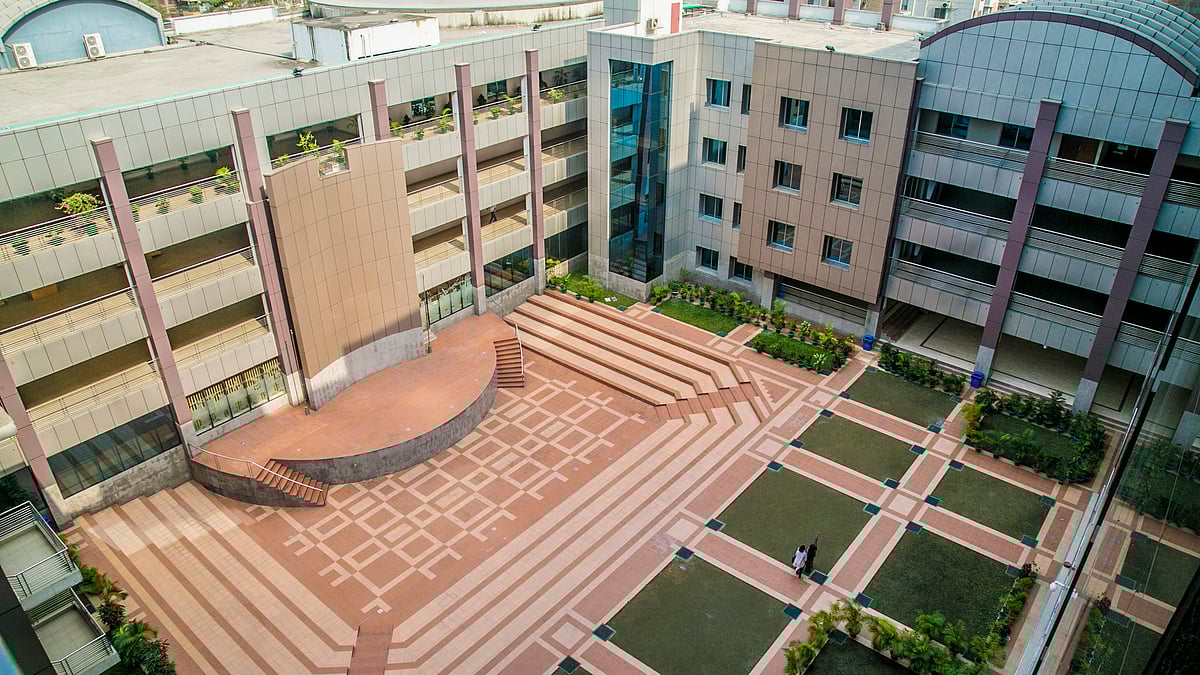 ছবি: আইইউবির সৌজন্যে