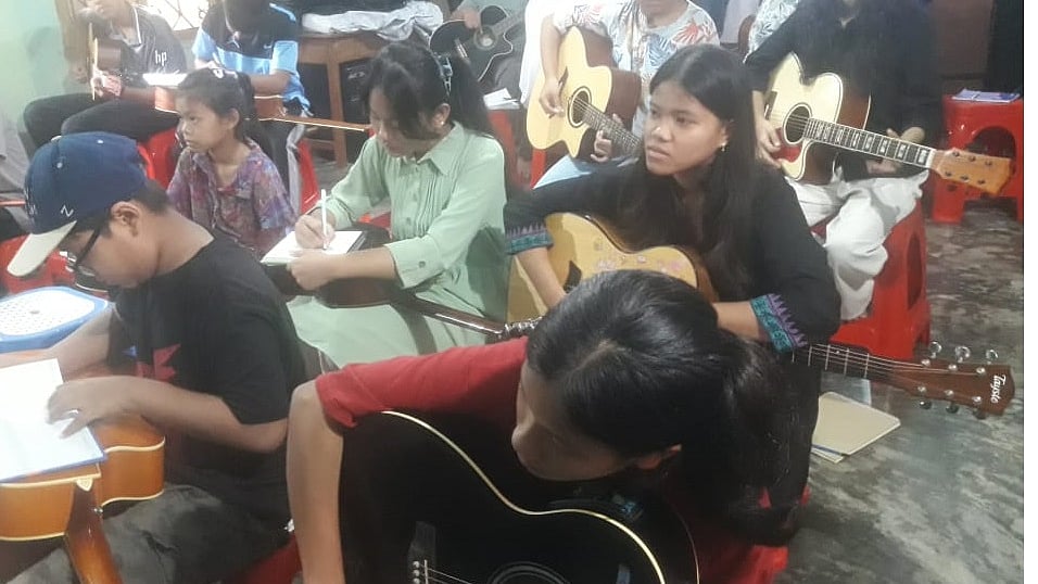 প্রথম আলো