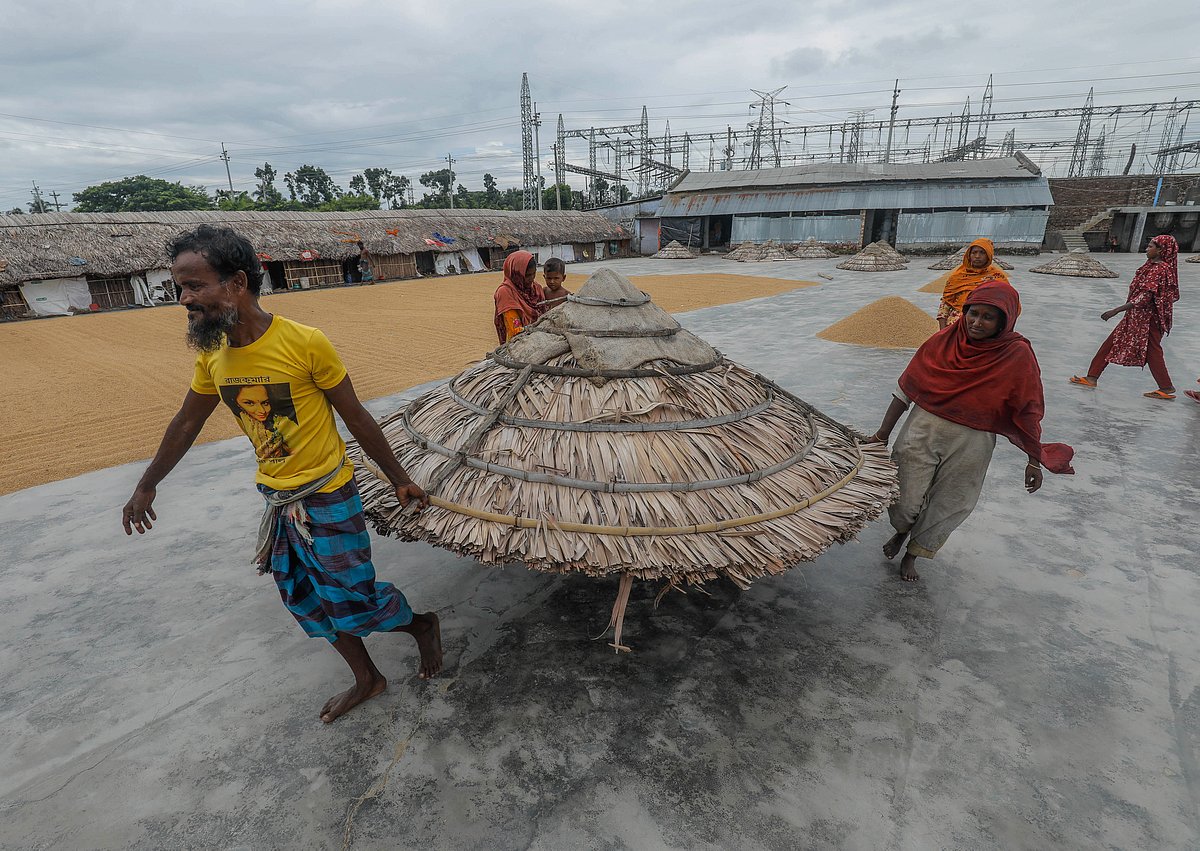 ছবি: সাদ্দাম হোসেন 