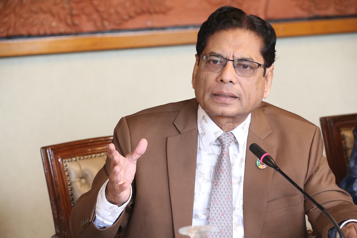 যুক্তরাষ্ট্রের সঙ্গে বাণিজ্যচুক্তি আবার পর্যালোচনা করা দরকার: মোস্তাফিজুর রহমান
