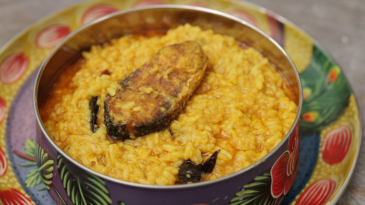 ইলিশ খিচুড়ি