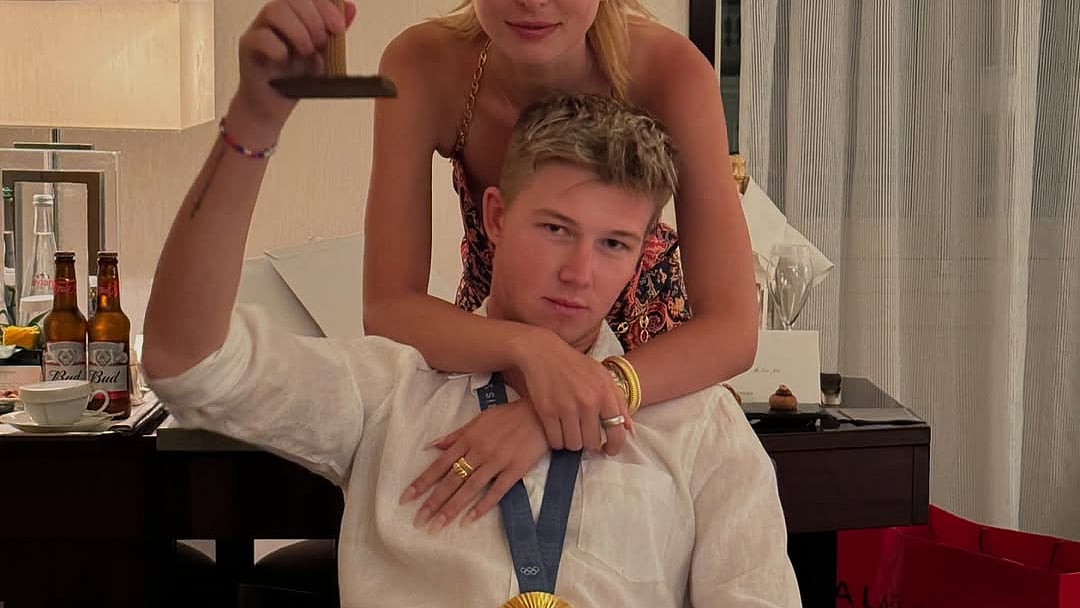 ছবি: ইভ জবসের ইনস্টাগ্রাম থেকে