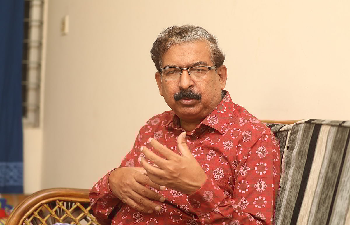 আগামী সরকারকে হাসিনার চেয়ে বড় ফ্যাসিস্ট বানানোর উদ্যোগ চলছে: হাসনাত কাইয়ূম