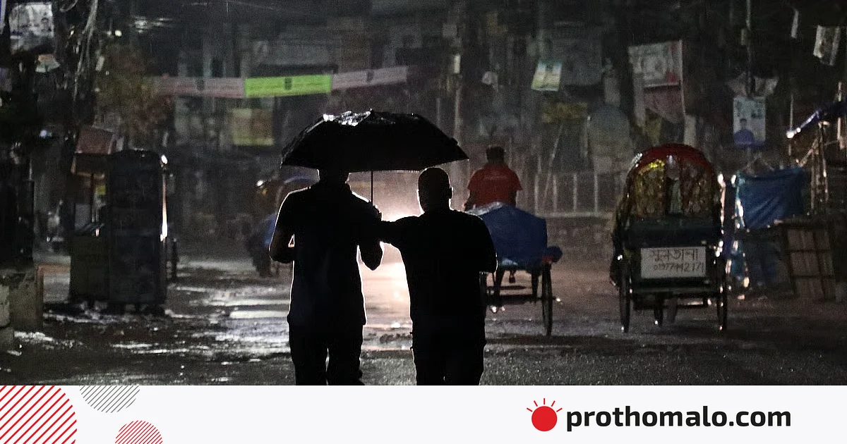 ঢাকায় রাতভর ৫০ মিলিমিটার বৃষ্টি, হতে পারে আজও