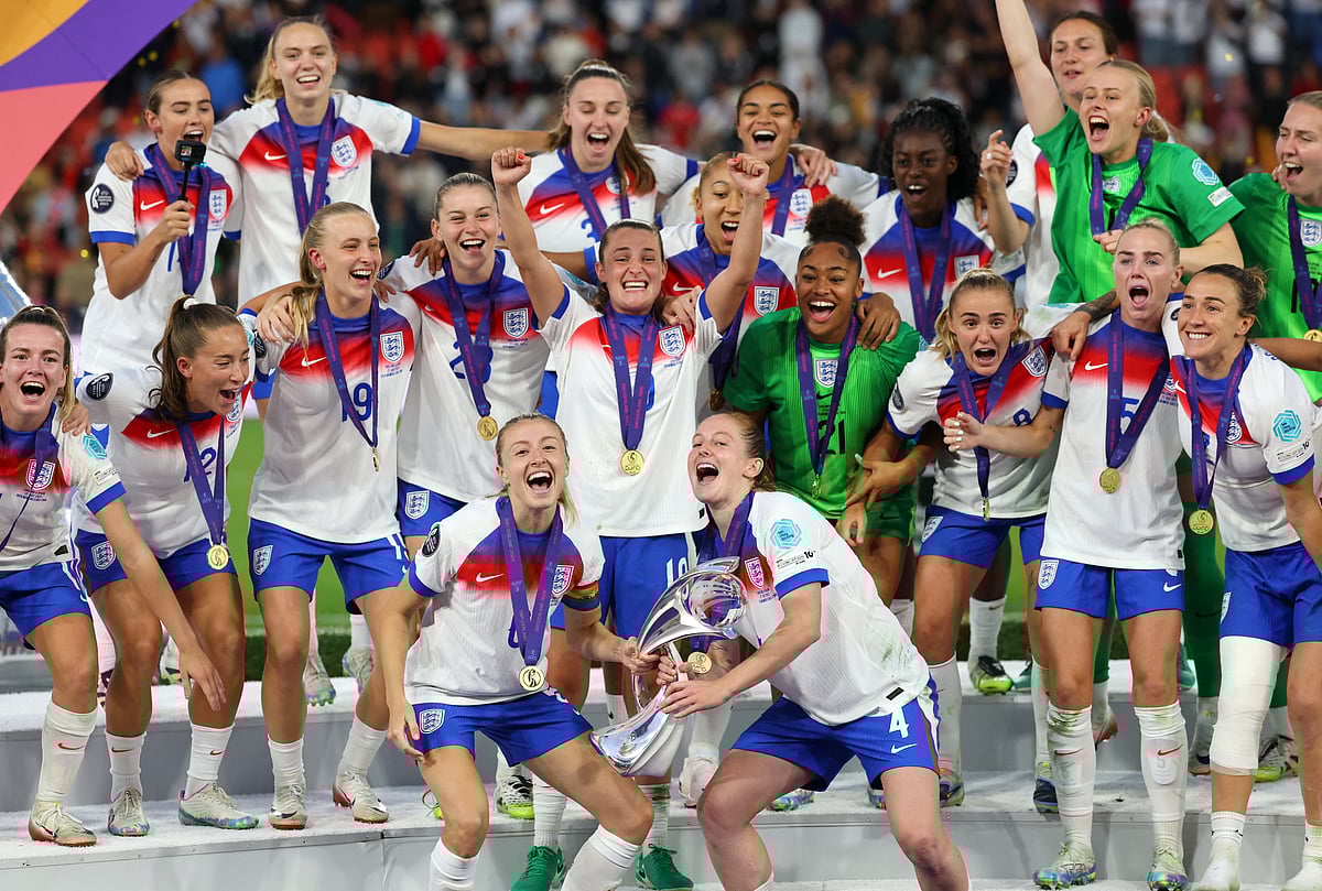  রয়টার্স