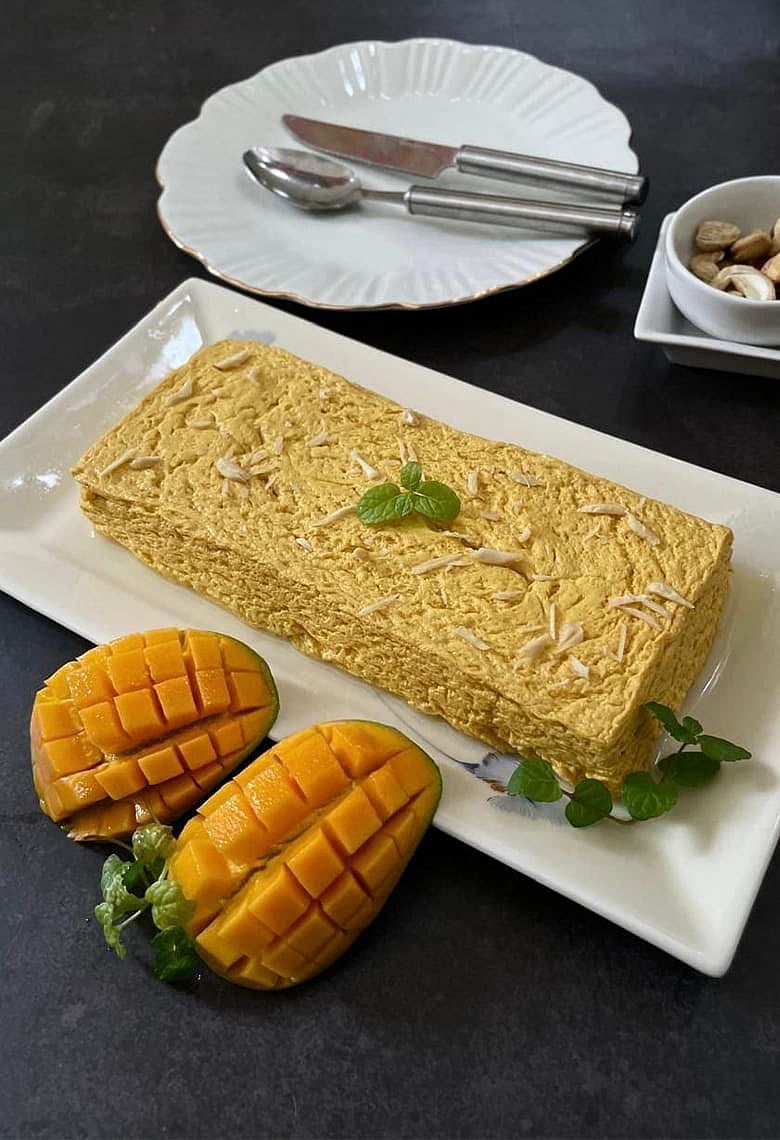 আম দিয়ে মিষ্টিমুখ: আমের ভাপা দই