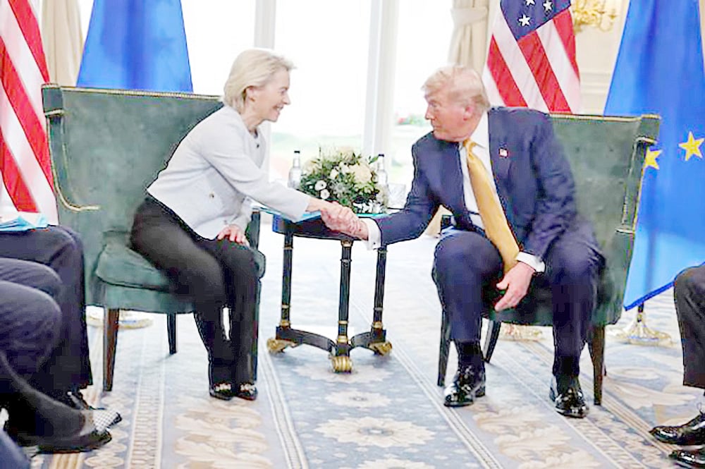 না, লেনদেনে ট্রাম্প ভরসা করার মতো লোক নন by রিচার্ড কে শারউইন