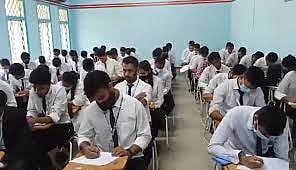 বাংলাদেশ–কোরিয়া কারিগরি প্রশিক্ষণ কেন্দ্র জাপানিজ ভাষা শিক্ষা কোর্সের শিক্ষার্থীরা