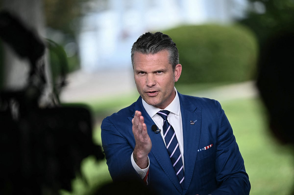 নারীর ভোটাধিকার বাতিল চেয়ে যাজকদের মন্তব্যে হেগসেথের সমর্থন, সামাজিক যোগাযোগমাধ্যমে পোস্ট