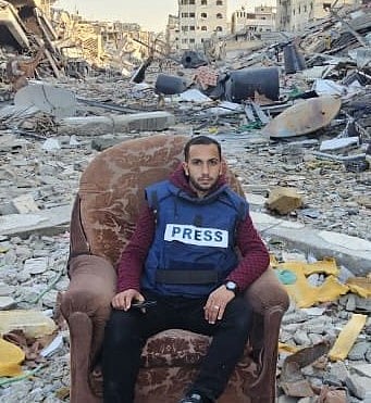 ইসরায়েলি হামলায় নিহত সাংবাদিক আল–শরীফ