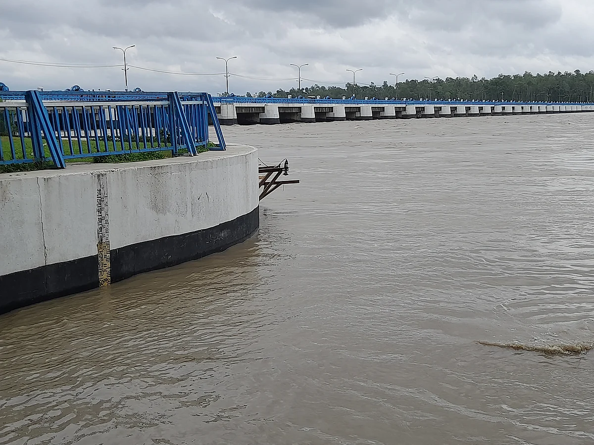 লালমনিরহাটের দোয়ানীতে তিস্তা ব্যারাজফাইল ছবি