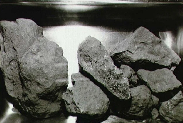 চাঁদের পাথরছবি: রয়টার্স