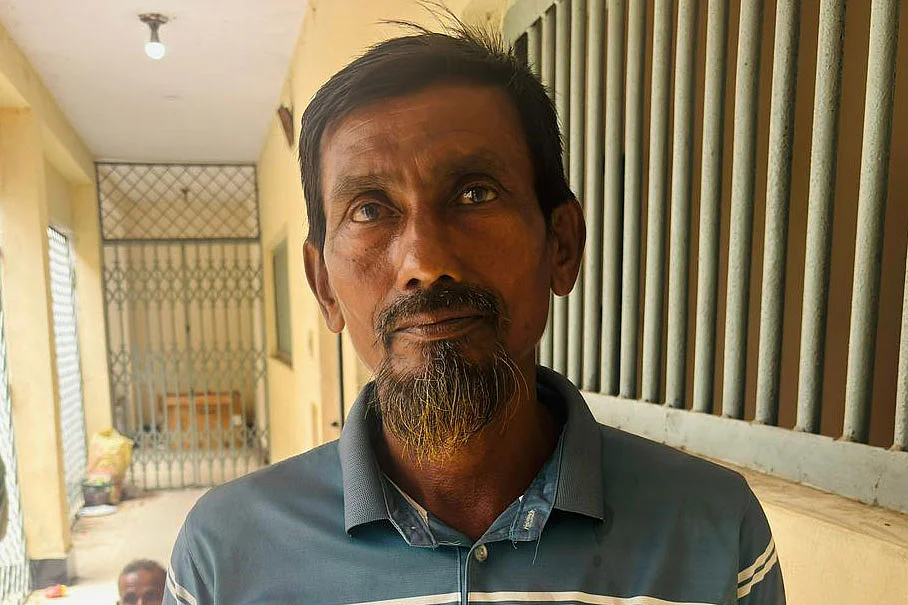 গ্রেপ্তার বিএনপি নেতা ইসলাম কবিরাজছবি: প্রথম আলো