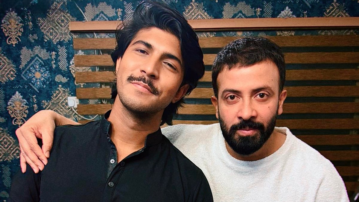 শাকিব খান ও তৌসিফ মাহবুব। ছবি: তৌসিফের ফেসবুক থেকে