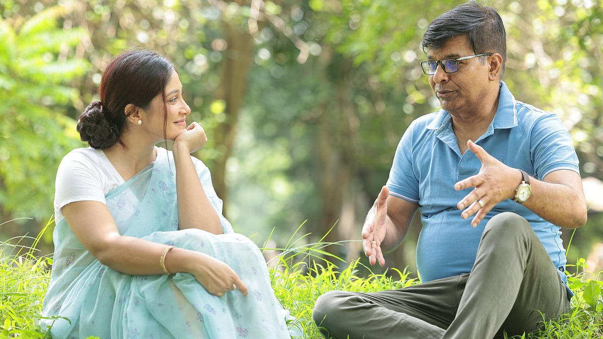 মডেল: রেহনুমা ও হামিদ। ছবি: কবির হোসেন