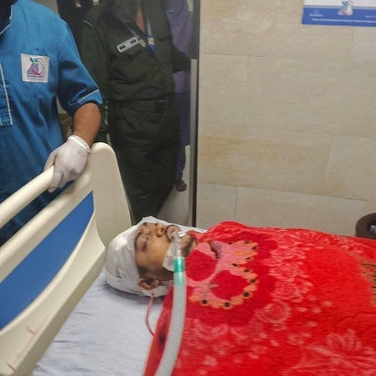 ছয় ব্যাগ রক্ত দিতে হয়েছে আইসিইউতে ভর্তি ইমতিয়াজকে