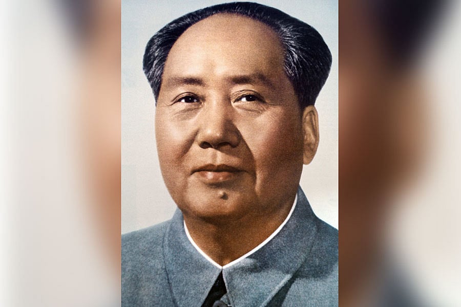 মাও সে–তুং: বিপ্লবের সূর্য নাকি বিতর্কিত রাষ্ট্রনায়ক by কাজী আলিম-উজ-জামান