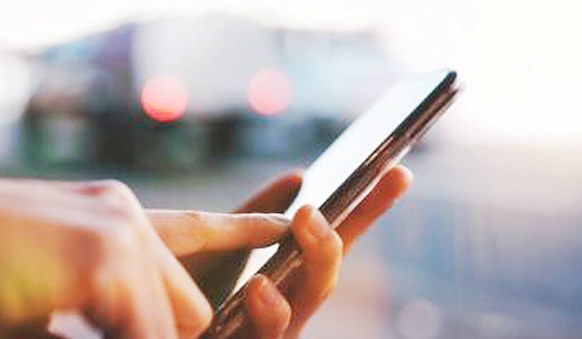 মুঠোফোনে টাকা পাঠানোয় ঠকতে না চাইলে মনে রাখবেন ১০ কৌশল