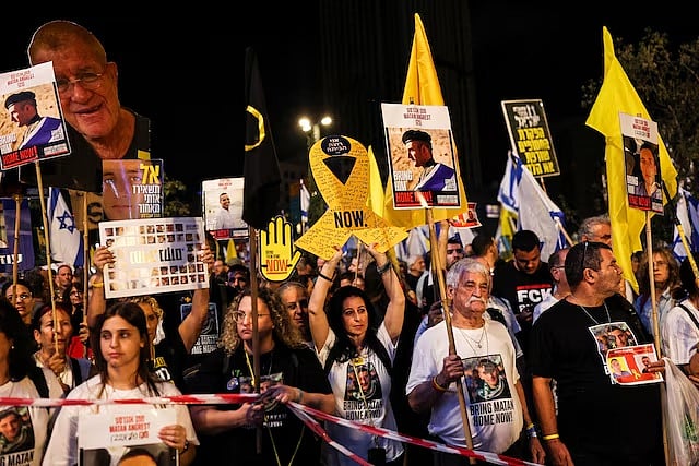 ইসরায়েলি জিম্মিদের মুক্তির পথে একমাত্র বাধা নেতানিয়াহু: পরিবারের অভিযোগ