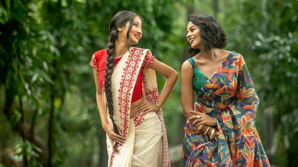 এবার পূজার আয়োজনে শাড়ি থেকে স্কার্ট—থাকছে সবকিছুই