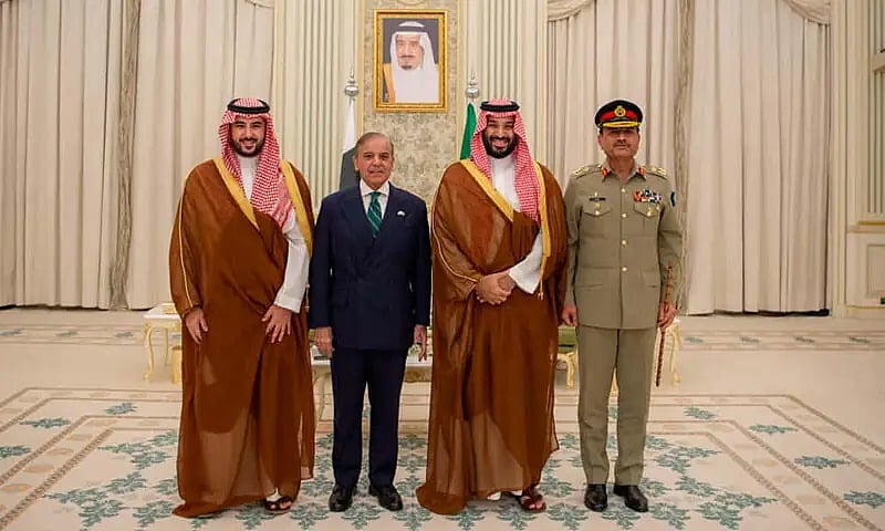 প্রতিরক্ষা চুক্তি সই: পাকিস্তান ও সৌদি আরবের যে কারও ওপর হামলা হলে যৌথভাবে জবাব দেবে দুই দেশ