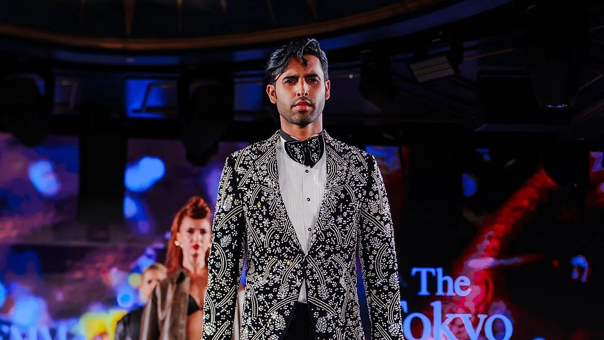 নিউইয়র্ক ফ্যাশন উইকের মঞ্চে বাংলাদেশি মডেল নিবিড় আদনান