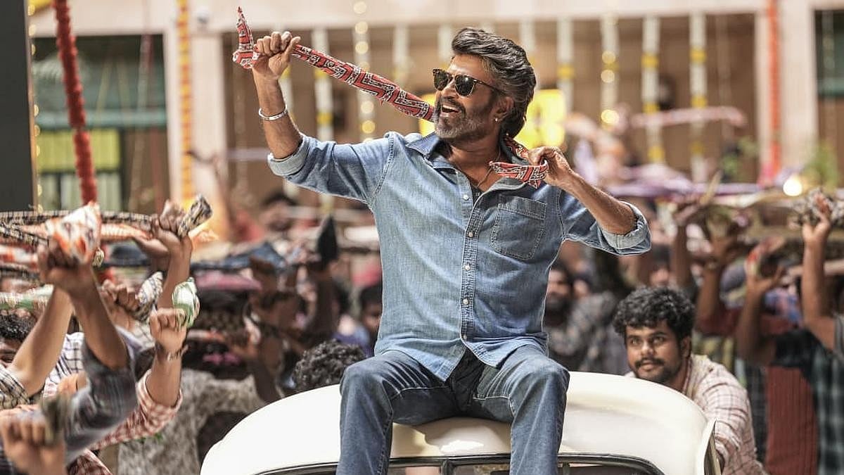 রজনীকান্ত এবার আর পারলেন না