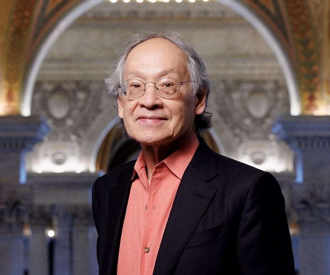 নতুন মার্কিন পোয়েট লরিয়েট আর্থার সি