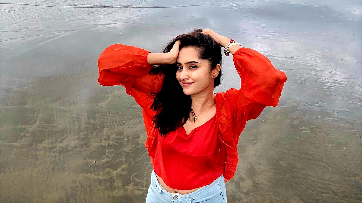 নায়াগ্রা থেকে পোখরা হয়ে হিমালয়, ২০ ছবিতে কেয়া