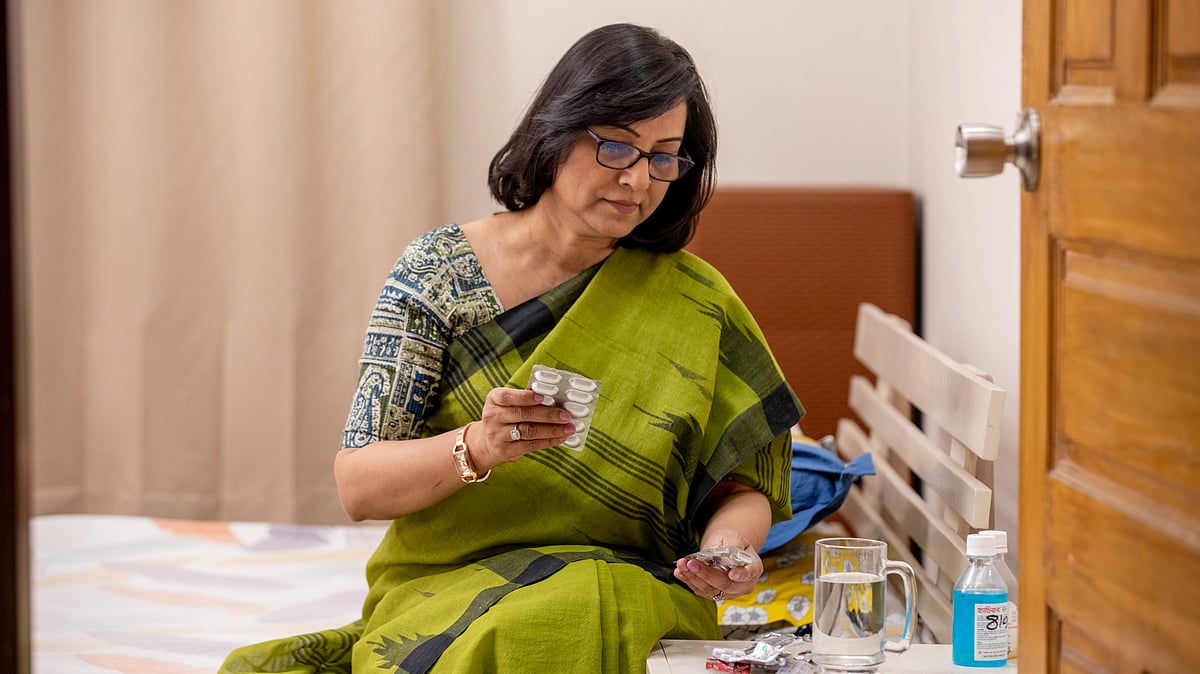 একমাত্র সন্তান বউ নিয়ে দেশের বাইরে থাকে, একা আমি কী করব