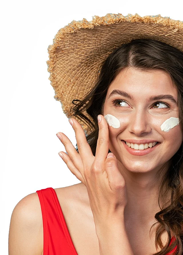 সব সময় বাইরে যাওয়ার আগে সানস্ক্রিন লাগাতে ভুলবেন না