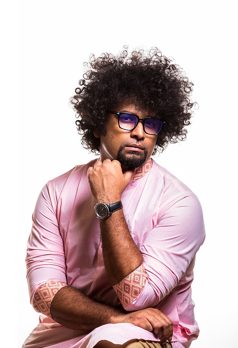 পূজার আনন্দ, গান আর স্মৃতিচারণায় ঋতুরাজ বৈদ্য 