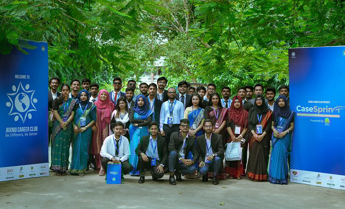 তরুণদের স্বপ্ন দেখায় নজরুল বিশ্ববিদ্যালয় ক্যারিয়ার ক্লাব