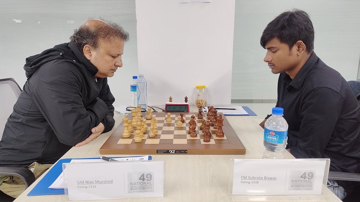 শেষ দিনে হেরে পারলেন না ফাহাদ, জাতীয় দাবায় চ্যাম্পিয়ন নিয়াজ