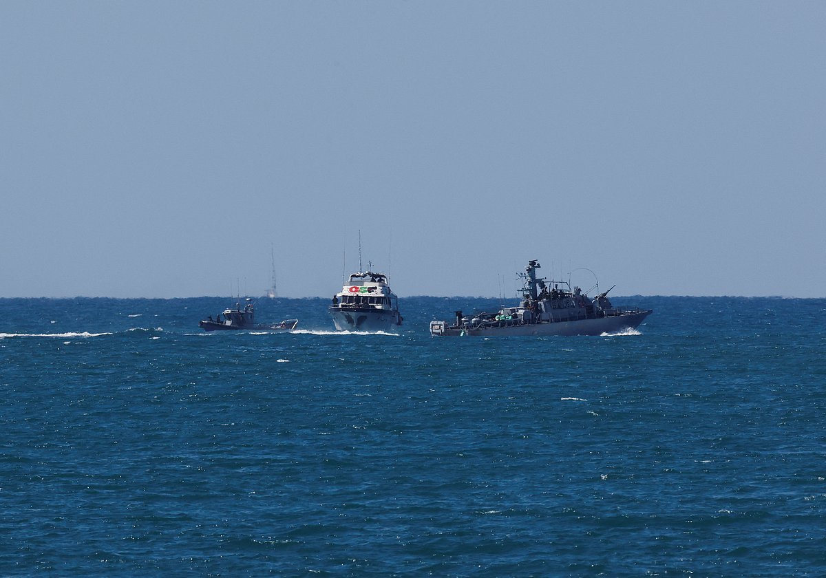 ছবিতে সুমুদ ফ্লোটিলায় ইসরায়েলের আক্রমণ