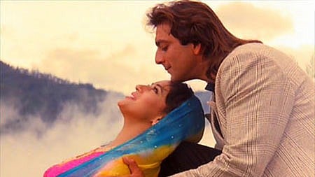 সঞ্জয় দত্ত গ্রেপ্তারের পর কী হয়েছিল মাধুরীর