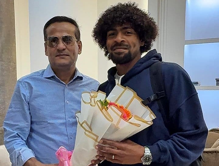 ‎হংকংয়ের বিপক্ষে খেলতে ঢাকায় হামজা, মঙ্গলবার আসবেন শমিত