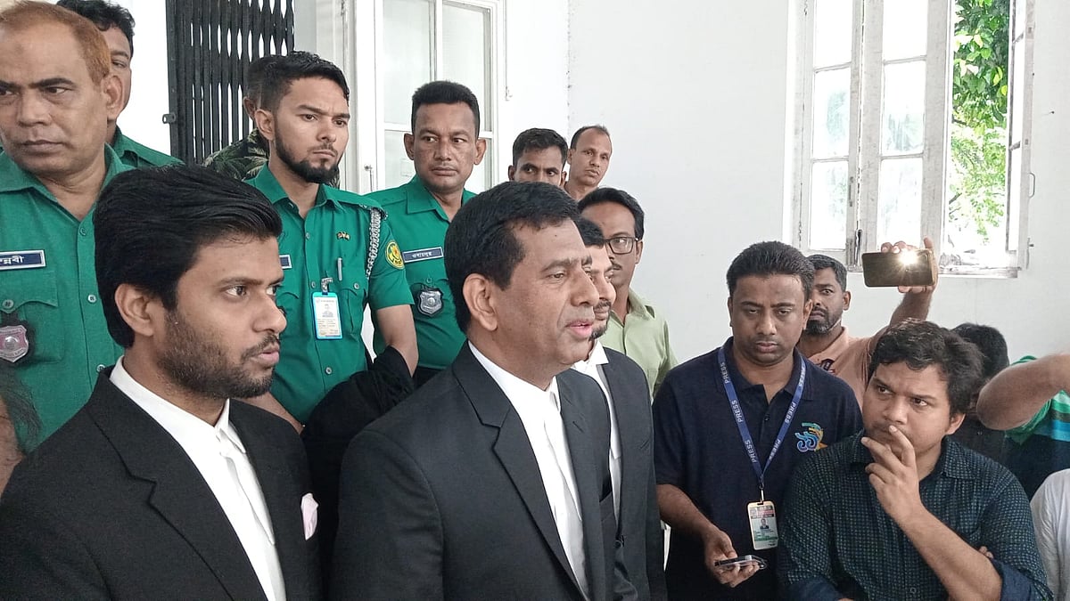 আওয়ামী লীগের বিরুদ্ধে আনুষ্ঠানিক তদন্ত শুরু, তদন্ত কর্মকর্তা নিয়োগ: চিফ প্রসিকিউটর