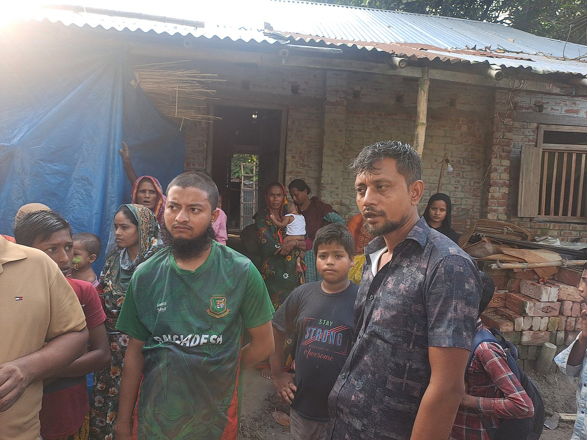 ‘মা সংসারটাকে আগলে রাখতেন, এখন কাকে মা ডাকব’