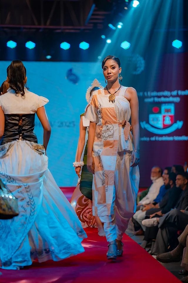 বিইউএফটির শিক্ষার্থীদের সংগ্রহগুলো ছিল এদিন বিশেষ আকর্ষণ। 