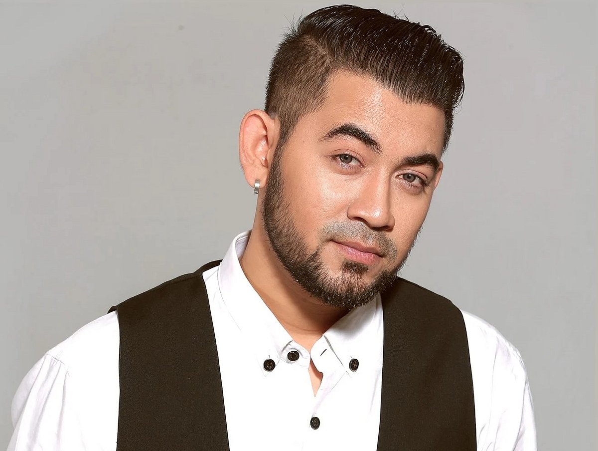 ফেসবুকে গায়ক তানজীবের ‘আত্মহত্যার চেষ্টা’র খবর, যা বললেন স্ত্রী