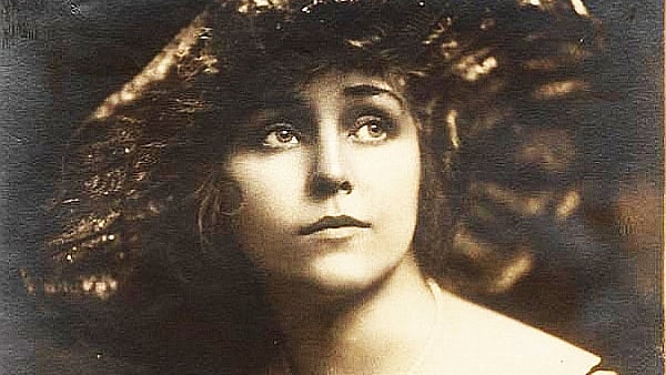 অভিনেত্রী ফ্লোরেন্স। ছবি: আইএমডিবি