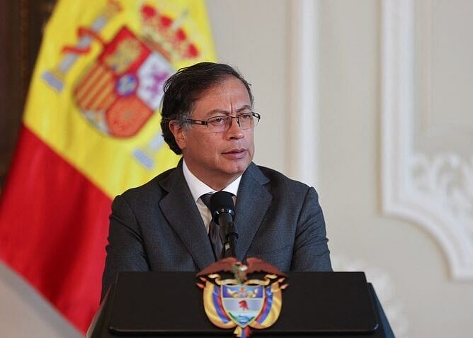 মাদক পাচারকারীদের থেকে জব্দ সোনা গাজার সহায়তায় দেওয়ার ঘোষণা দিলেন কলম্বিয়ার প্রেসিডেন্ট