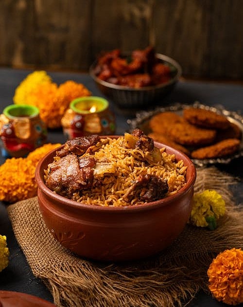 প্রাণীজ প্রোটিনের অনেক উৎসে প্রচুর স্যাচুরেটেড ফ্যাট থাকে, এ ধরনের ফ্যাট হৃদ্রোগের ঝুঁকিও বাড়ায়