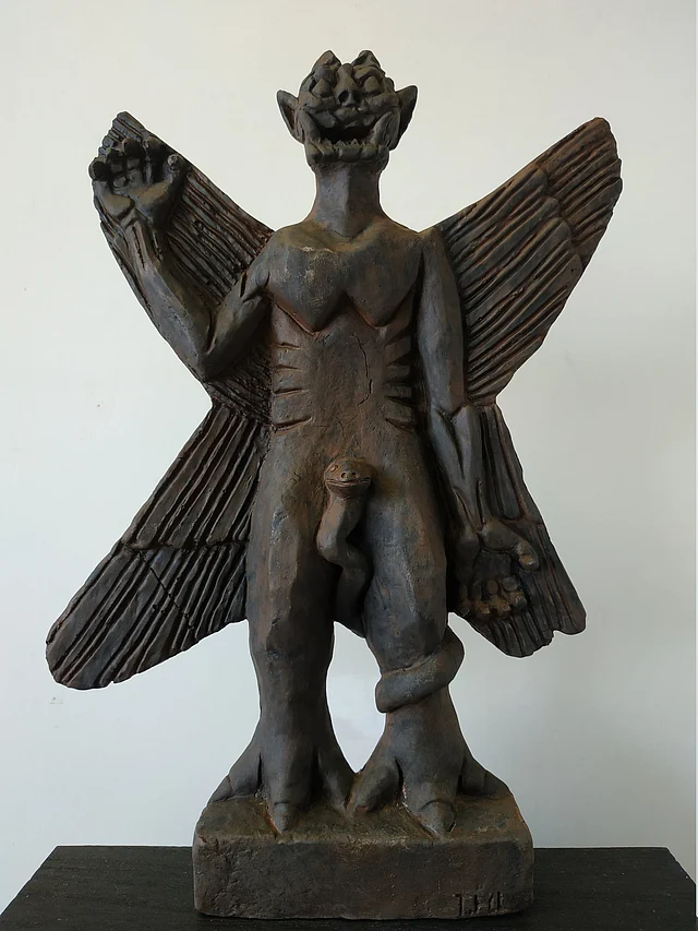 পাজুজুকে বলা হয় বাতাস ও দুর্ভিক্ষের অশুভ আত্মাদের রাজা